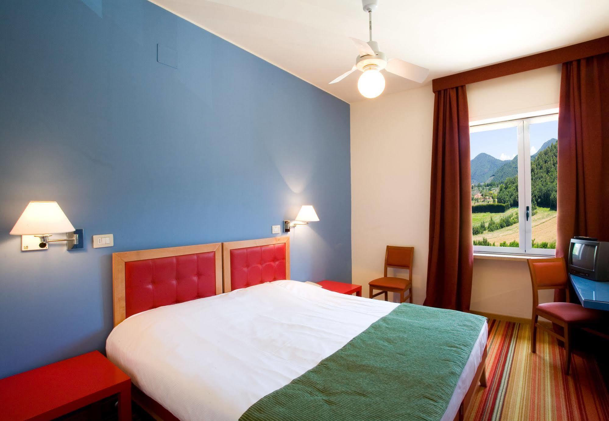Lh Hotel Arca Street Art Spoleto Exterior foto